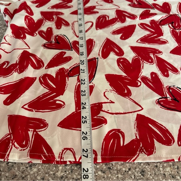 Belle by Kim Gravel White/Red Hearts on Fire V-Neck Ruched Tie Sleeve Blouse - Picture 13 of 13